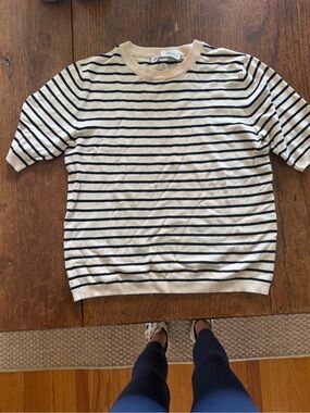 Zara Cream and Navy Striped Short Sleeve Sweater